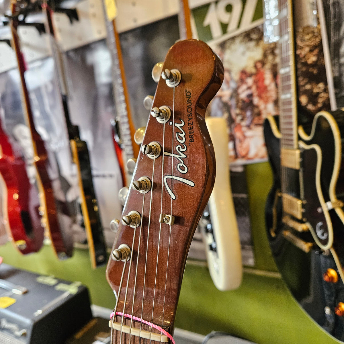 1982年製 Tokai breezy sound TTE-60 QTM/TM Tokai Breezysound TEH-60 ~ 1982 – Orphan Guitars